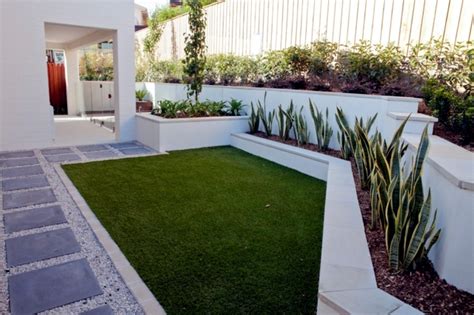 Grass mat for balcony and terrace - advantages of artificial turf ...