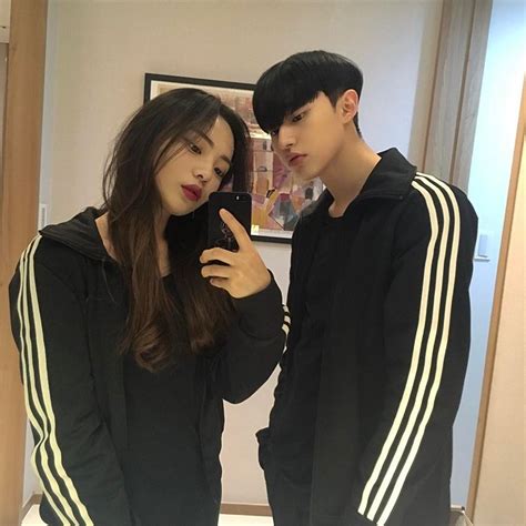 Pin By Alessandra Necker On Staycool6 Ulzzang Couple Couples Korean Couple