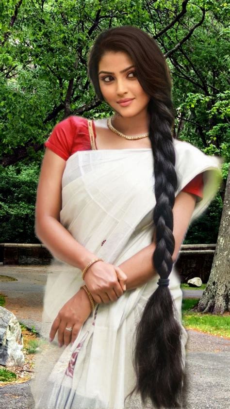 Pin By Suresh Trivedi On Srt Beauty No1 Long Hair Indian Girls Indian Long Hair Braid