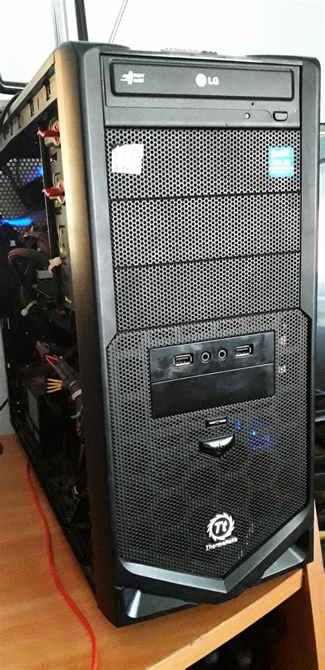 Does anyone know which Thermaltake case model is this? : r/pcmasterrace