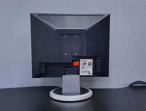 17″ Монитор Samsung 740N — PowerCom