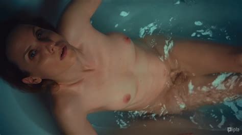 Nude Video Celebs Julia Kijowska Nude Rysa S01e01 08 2021