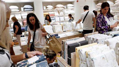 Zara Mutter Modekonzern Inditex Startet Durch Manager