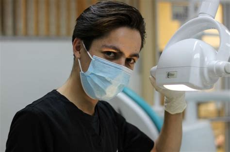 7 Razones Por Las Que Visitar Regularmente A Tu Dentista AEDN