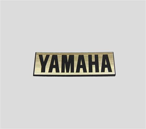 YAMAHA naklejka emblemat 40 x 10 mm ZŁOTA w Bydgoszcz Sklep Opinie