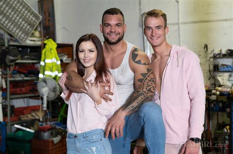 Bi Empire Performed By Cindy Shine David Jerome Nude Gallery CoedCherry