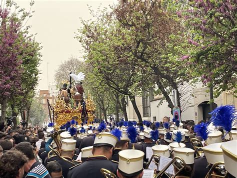 En imágenes la salida de la Hermandad de la Paz Domingo de Ramos en