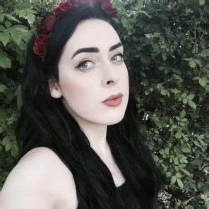 Perfectly Pale Porn Pic