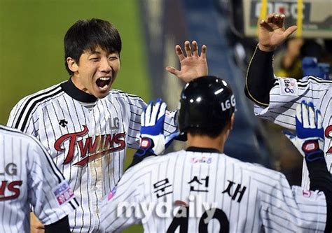 준po 4차전 Lg 라인업 변화 김용의 2번 오지환 7번 이동 네이트 스포츠