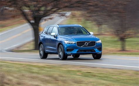 Comparison - Volvo XC60 T8 R-Design Hybrid 2019 - vs - Volvo XC60 ...