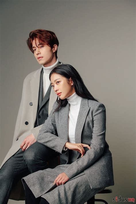 Lee Dong Wook And Jo Bo Ha St Look Poses De Fotograf A Novios