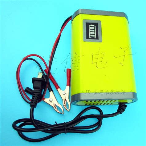 Youxin Car Battery Charger 12v Volt Motorcycle Car Battery Intelligent Pulse Repair Charger 12v6a