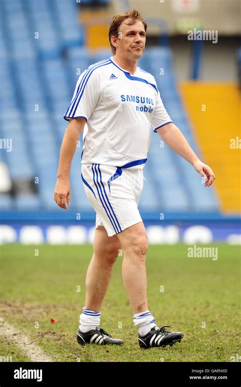 Tony cascarino chelsea hi-res stock photography and images - Alamy