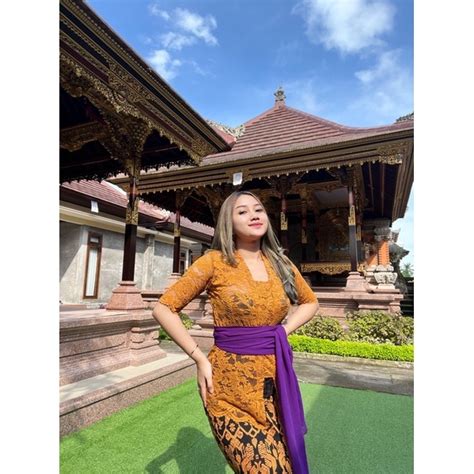 Jual Kebaya Bali Brokat Sofia Strait Lengan Pendek Shopee Indonesia