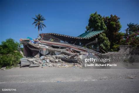 2021 Haiti Earthquake Photos and Premium High Res Pictures - Getty Images