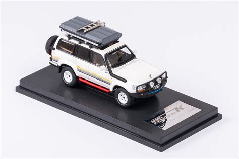 Miniatura Toyota Land Cruiser J Keng Fai Kilo Works