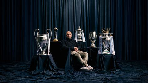 Guardiola portrait celebrates extraordinary Big Five trophy haul