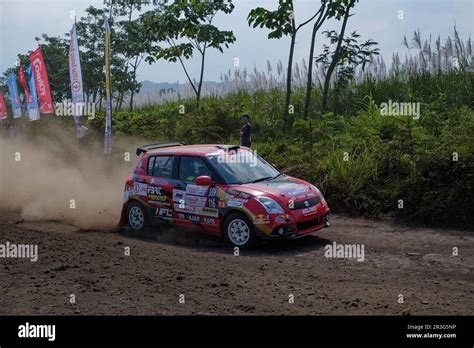 Fbrt Nft Team Using Red Swift Drifting On Kejurnas Sprint Rally On