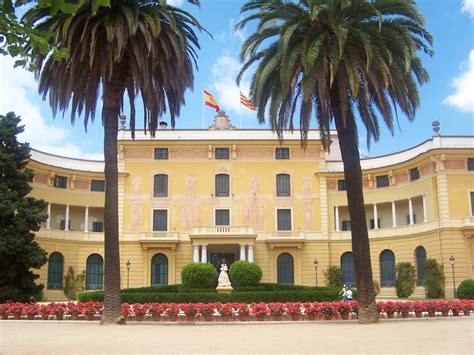 The gardens of the Royal Palace of Pedralbes Барселона Путеводитель