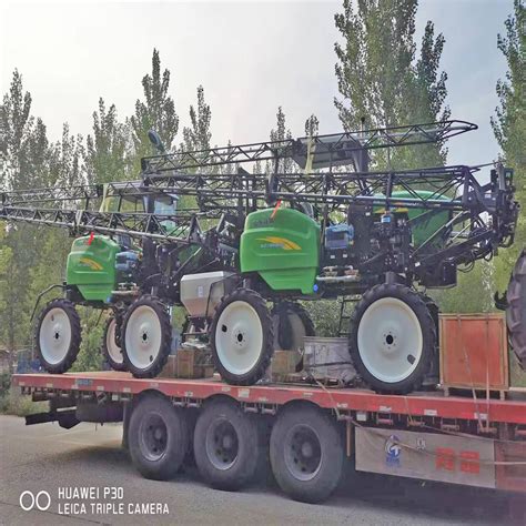 3wpz 1300 Pesticide Self Propelled Boom Sprayer With Diesel Engine For