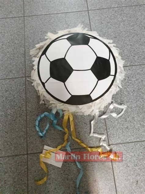 Piñata 3d balón fútbol Disfraces niños baratos sevilla