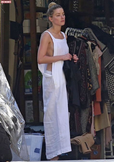 Naked Amber Heard Added 08 01 2018 By Charlipon