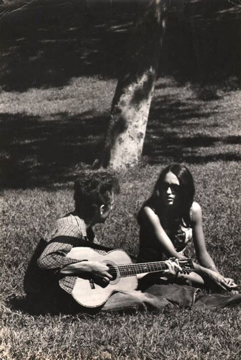 Bob Dylan With Joan Baez - 15 Amazing Photographs - NSF News and Magazine