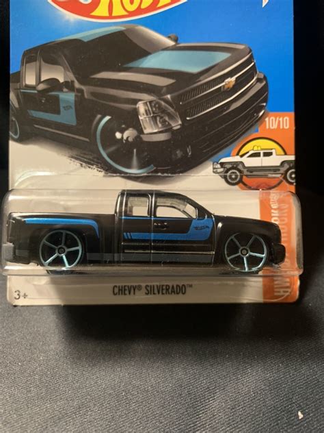Yahoo オークション ホットウィール Hot Wheels CHEVY SILVERADO シ