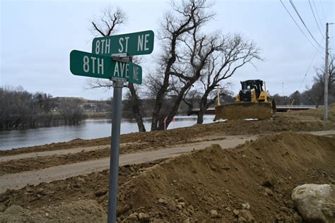 Dvids Images U S Army Corps Of Engineers St Paul District Supports North Dakota Flood