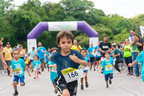 Corrida dos Poderes une famílias na prática esportiva e na busca por