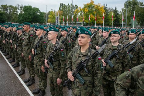 Przysz Ych Dow Dc W Rozpoczyna Studia Na Czterech Wojskowych