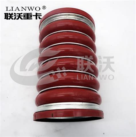 China Truck Sinotruk HOWO Engine Spare Parts Intercooler Hose