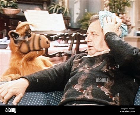 Alf From Left Alf Paul Dooley 1986 90 © Alien Productions