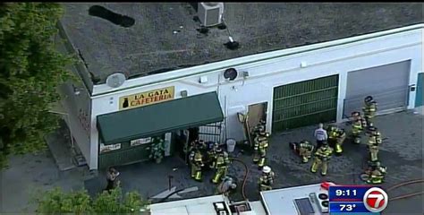 Firefighters Extinguish Structure Fire In Sw Miami Dade Wsvn 7news