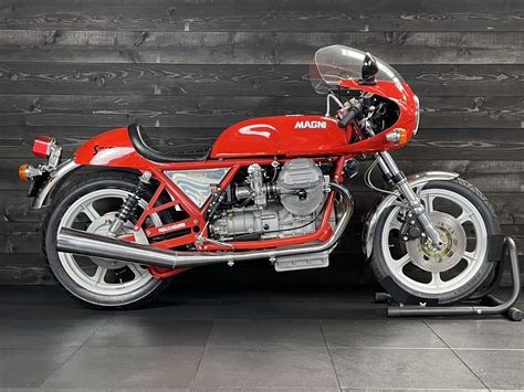 Moto Guzzi Van € 49990