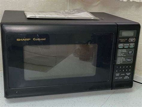 Sharp Carousel Microwave Oven - Sherwood Auctions