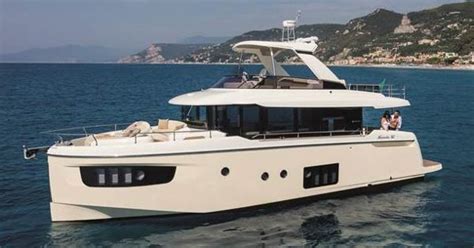 Neuf 2017 Absolute Navetta 52 Lodi Yachtfocus