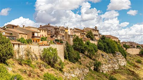 Estos Son Los Pueblos Con Encanto De Espa A Perfectos Para Visitar En Mayo