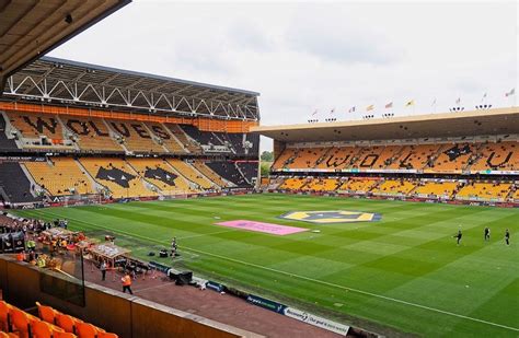 Wolves Fc Fc The Wolves Molineux English Out Of Darkness