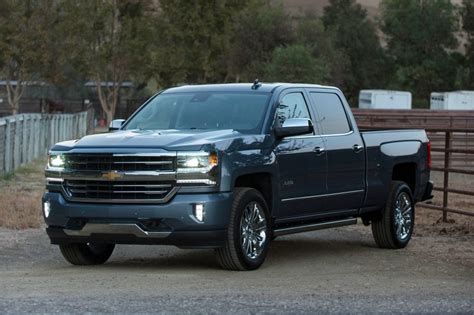 2018 Chevrolet Silverado 1500 Pictures 583 Photos Edmunds