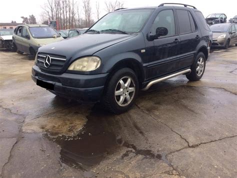 Dezmembrez Mercedes M Class W Suv Piese Auto Sh Originale