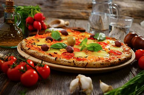 Fondos de Pantalla Comida rápida Pizza Tomate Alimentos descargar imagenes