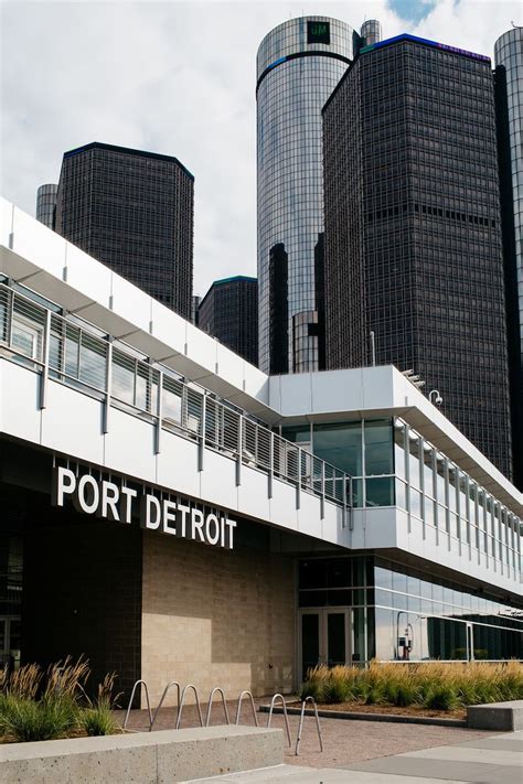 Detroit-Windsor Tunnel to undergo renovations, closures - Curbed Detroit