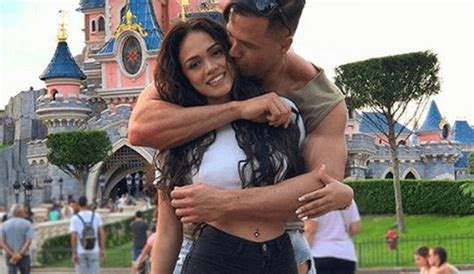 Instagram Mayra Goñi y Fabio Agostini publican video íntimo desde la