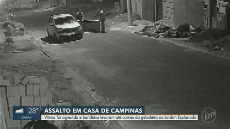 Trio Armado Agride Homem Rouba Casa E Foge Eletrodom Stico Em