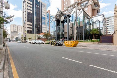 Sala Comercial Na Alameda Doutor Carlos De Carvalho No Bairro