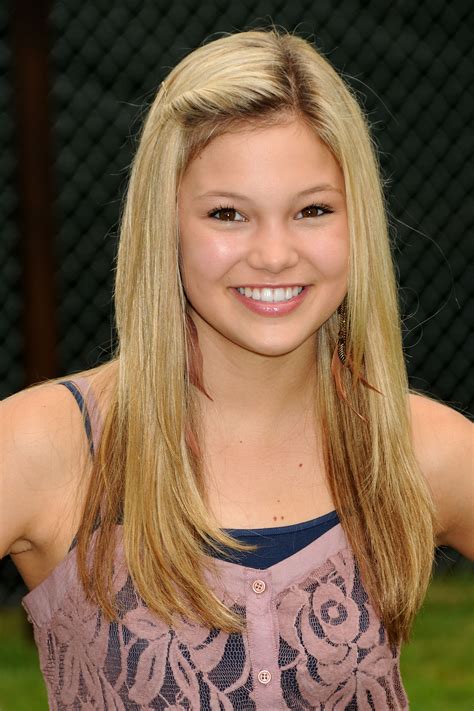 Image Hq36  Olivia Holt Wiki Fandom Powered By Wikia