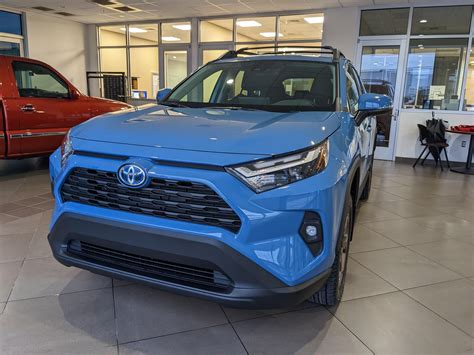 Woodlands finally here aaaand it's gone. : r/rav4club