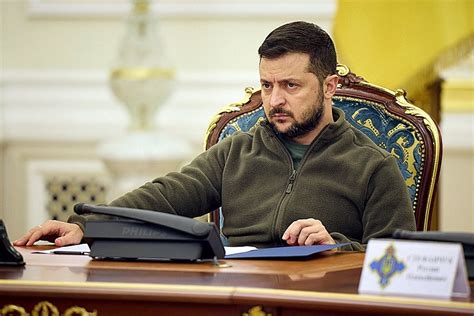 Zelensky Diz Que R Ssia Prepara Nova Mobiliza O Em Grande Escala Para