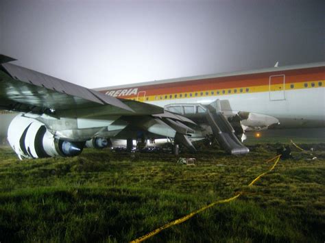 Crash of an Airbus A340-642 in Quito | Bureau of Aircraft Accidents ...